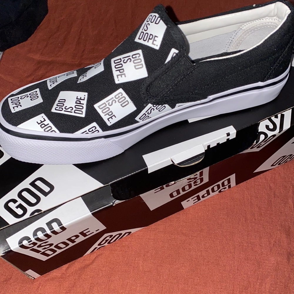 Van style canvas shoes